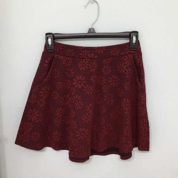 Joe B Dresses & Skirts - Joe B Burgundy & Black Floral Skirt
